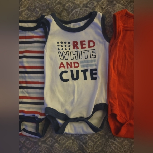 Onesies - Picture 3 of 5